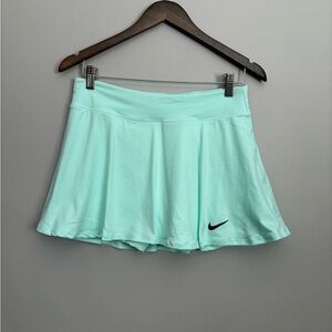 NWT $58 Nike Mint Green Dri-FIT Skort